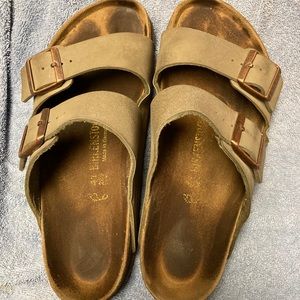Classic Birkenstock size 41!